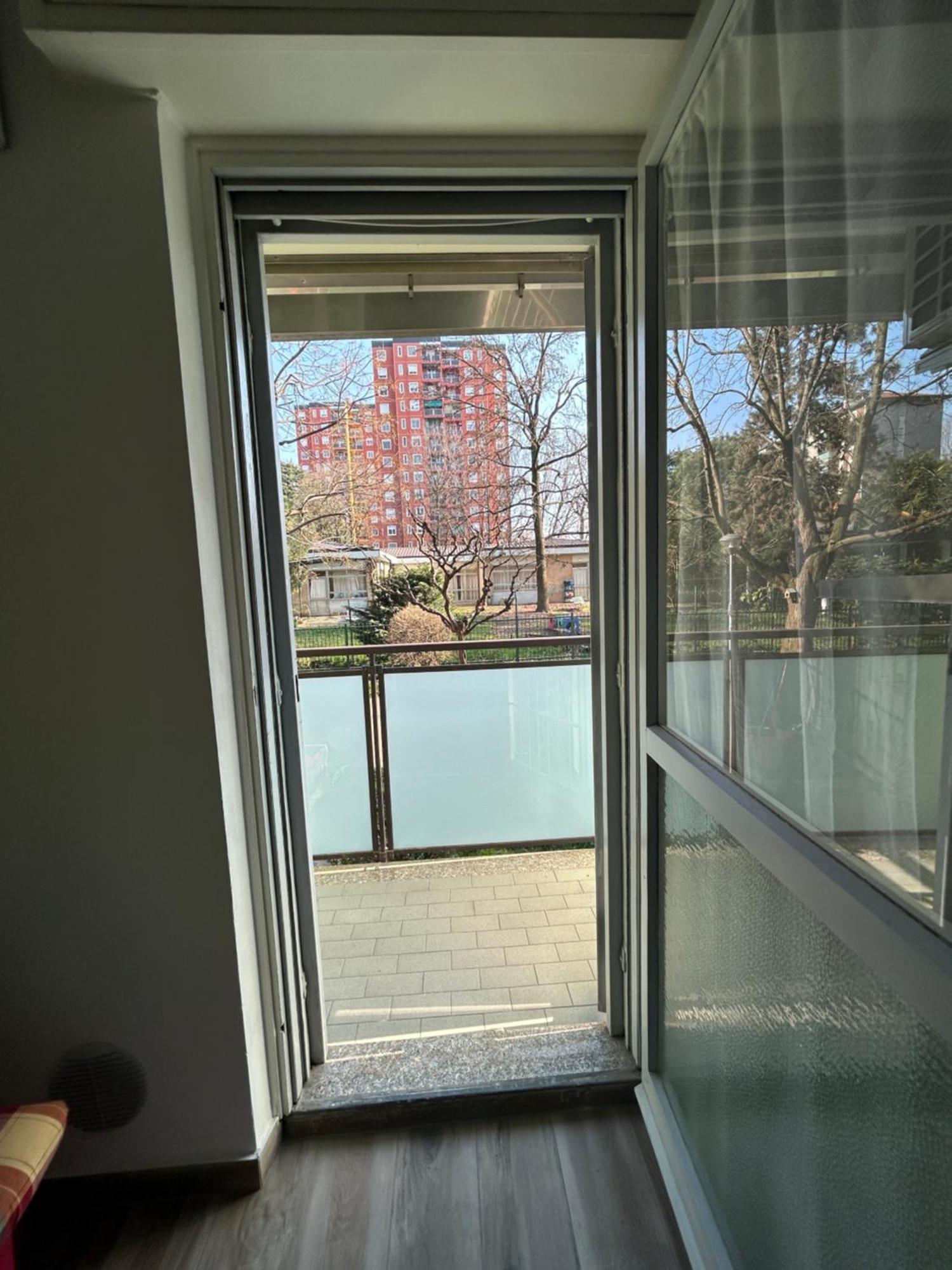 M&G Apartment X4 Pax - Milan 5 Min Metro Exteriör bild